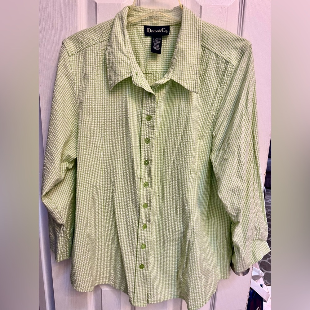 Women’s blouse